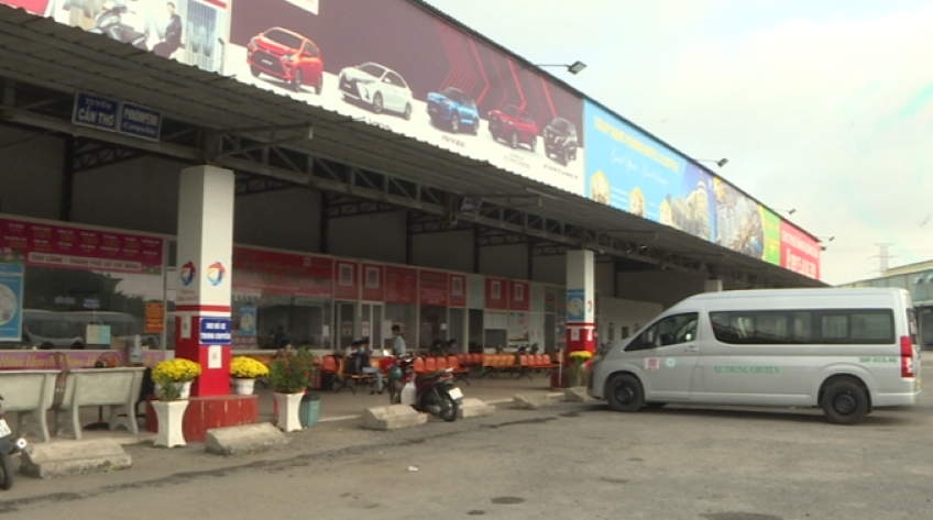 Bến xe Cao Lãnh đìu hiu ngày cận Tết