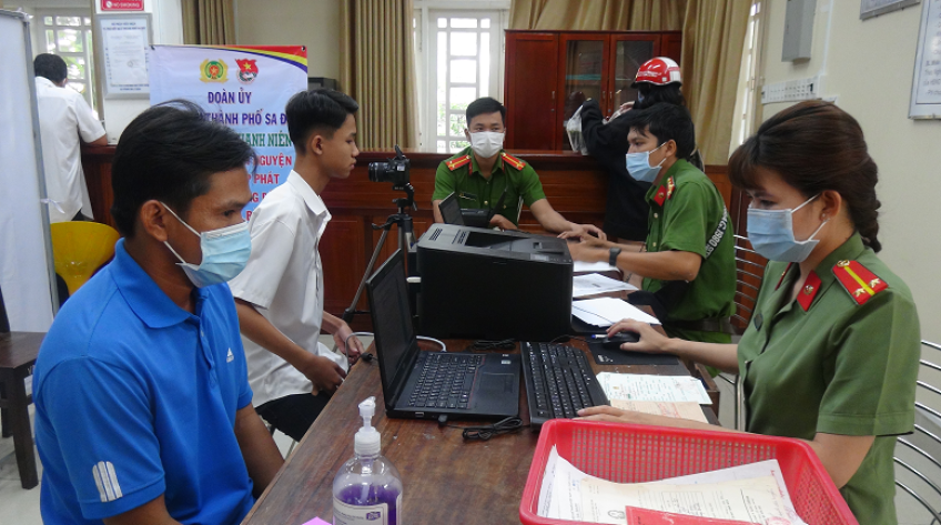 Công dân vẫn có thể làm thủ tục cấp CCCD trong ngày nghỉ Tết dương lịch
