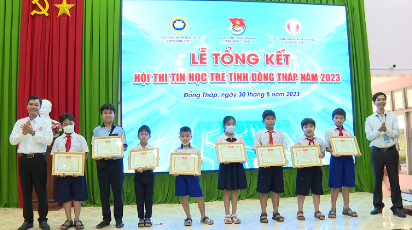 Đồng Tháp: 100 học sinh thi tin học trẻ năm 2023