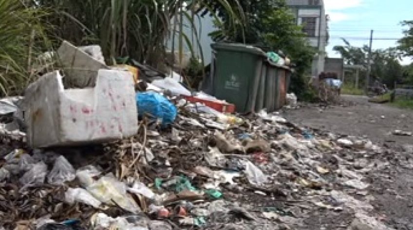 Dân lãnh đủ vì thiếu bãi tập kết rác