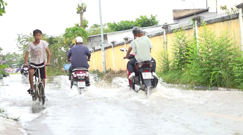 TP.Sa Đéc: Nhiều nhà dân, công trình bị ngập nước