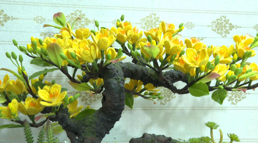 Độc đáo hoa đào, hoa mai làm từ len sợi