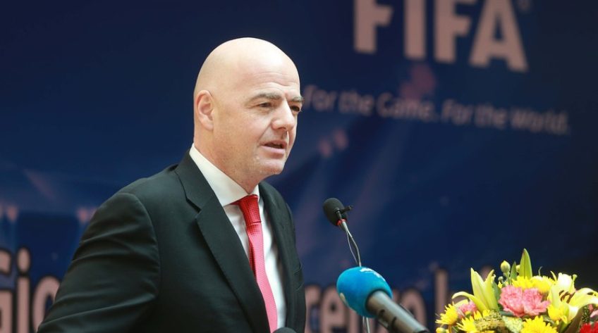 Chủ tịch FIFA bị cáo buộc tham nhũng, có thể phải hầu tòa