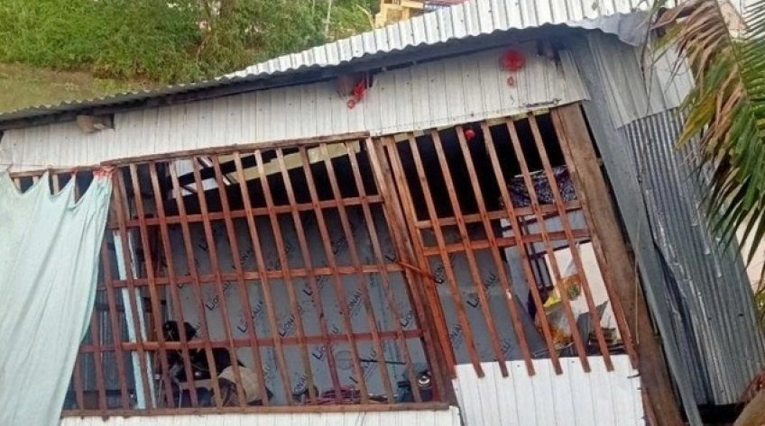 Giông lốc quật mạnh làm hư hại 37 căn nhà ở Đồng Tháp