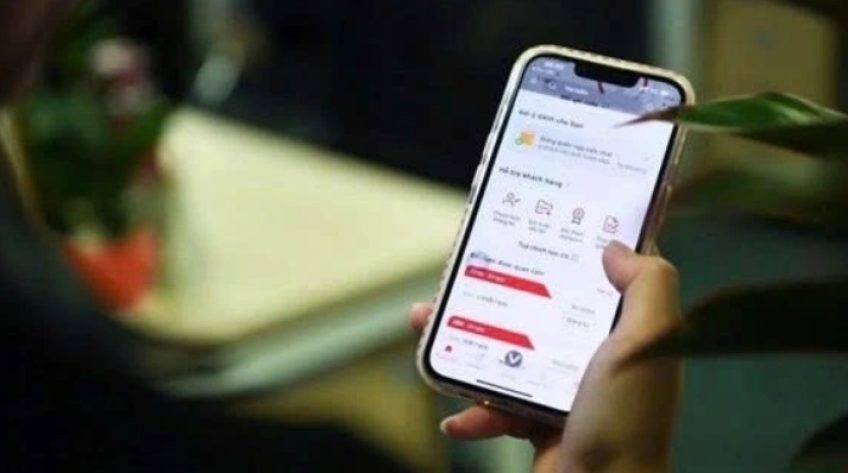 Nhiều thuê bao bị khóa SIM, số người đi xác thực thông tin chính chủ tăng mạnh