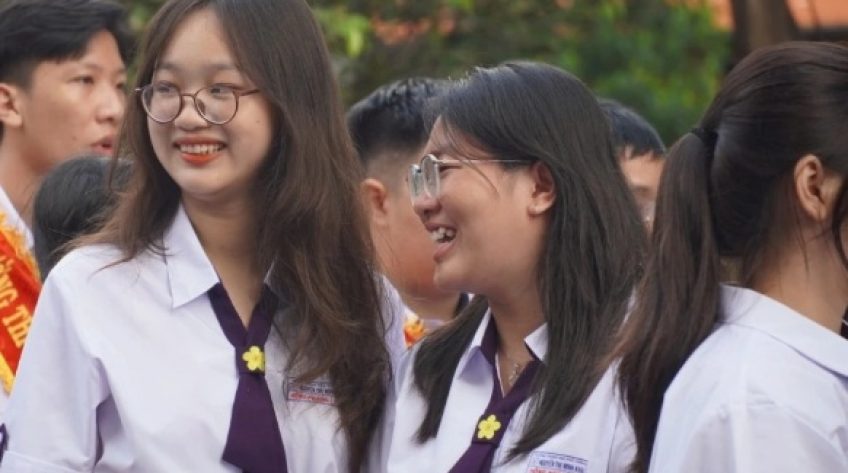 Nên bỏ xét học bạ nếu không dẹp bỏ được tệ nạn 