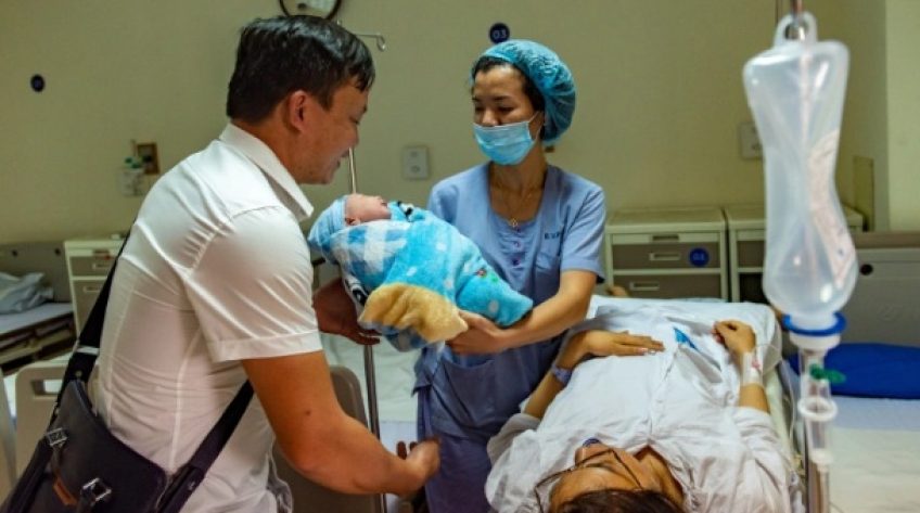 Đề xuất chi 1.800 tỷ đồng mỗi năm hỗ trợ người sinh đủ 2 con