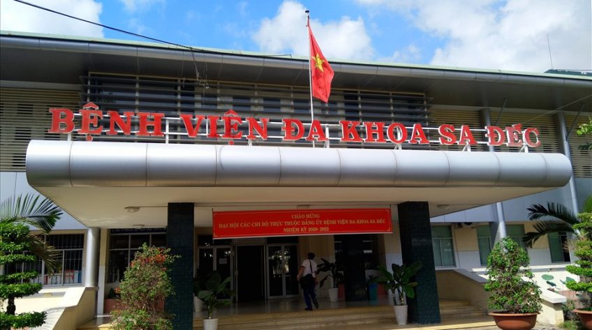 74 nhân viên y tế tại Sa Đéc được tiêm vắc xin phòng Covid-19