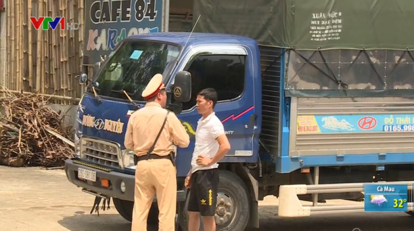 Sẽ có quy định xử phạt người quên mang giấy tờ xe