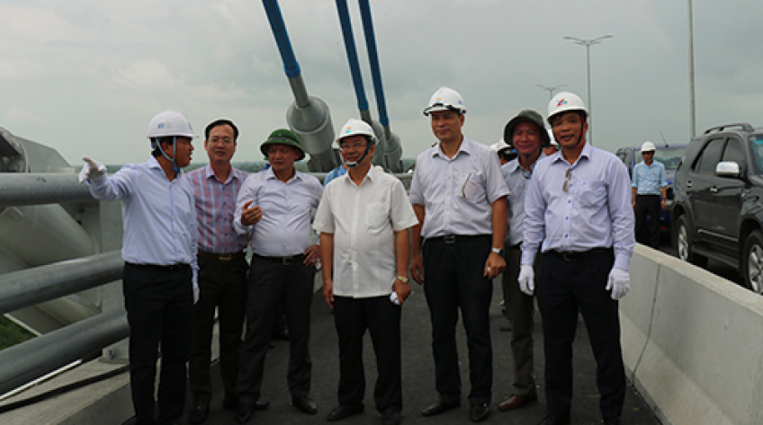 Cầu Vàm Cống đã sẵn sàng cho ngày thông xe