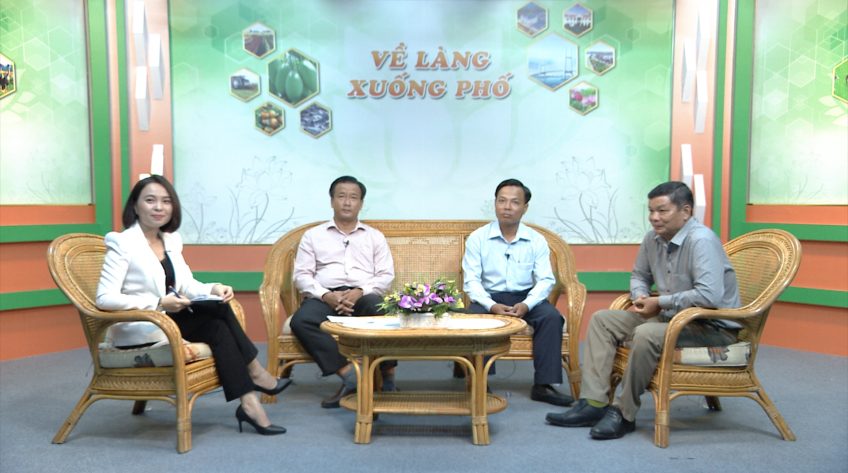Về làng xuống phố - 17/8/2020 - Hòa giải mâu thuẫn giữa vườn và ruộng