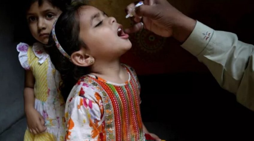 WHO: Xóa bỏ hoàn toàn 2 chủng virus gây bệnh bại liệt