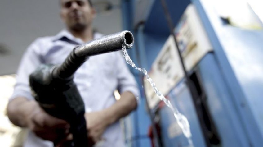 Giá xăng dầu hôm nay 24.3.2021: ‘Bóng ma’ Covid-19 tiếp tục đẩy dầu lao dốc