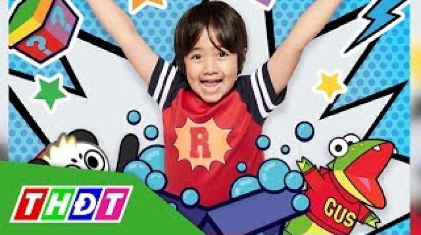 Cậu bé 8 tuổi thu nhập 26 triệu USD từ Youtube