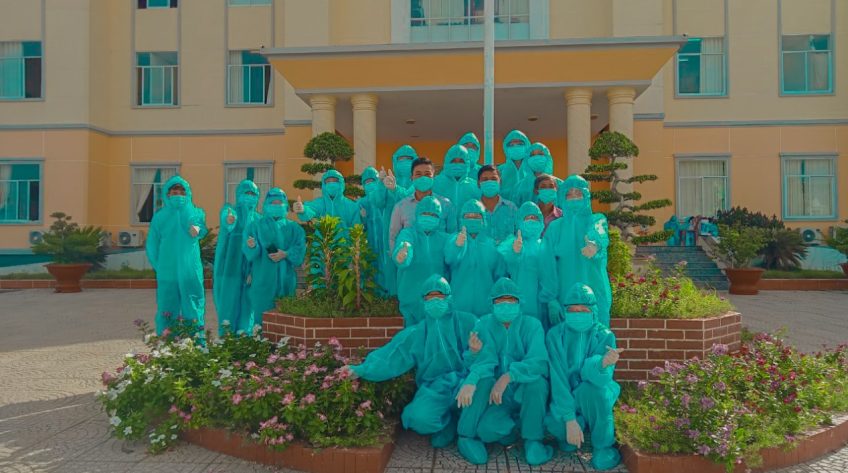 Trải nghiệm của cô sinh viên và những “bác sĩ bất đắc dĩ”