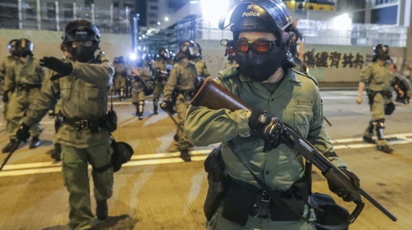 Hong Kong tính thuê lại 1.000 cảnh sát về hưu để đối phó biểu tình