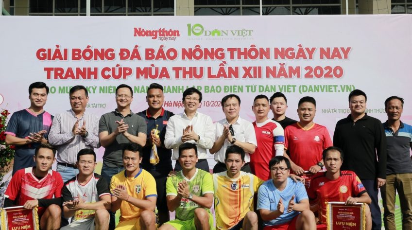 Khai mạc giải bóng đá Báo Nông thôn Ngày nay năm 2020