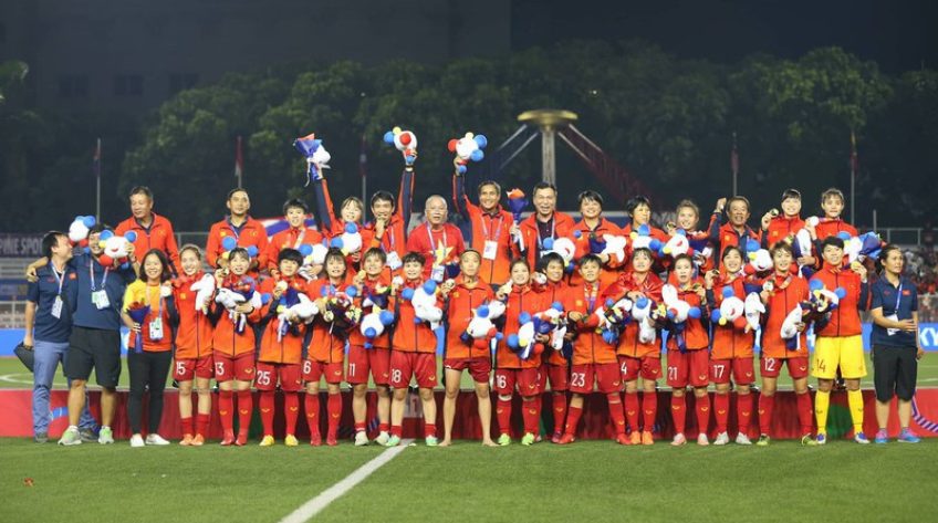 Vô địch SEA Games, các nữ cầu thủ nữ được tặng học bổng tới 250 triệu
