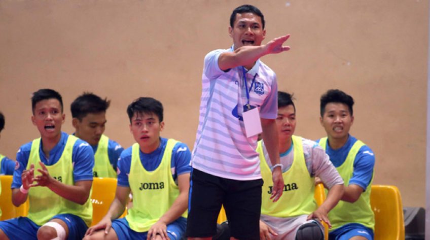 Futsal VN cử HLV sang Tây Ban Nha 'du học'