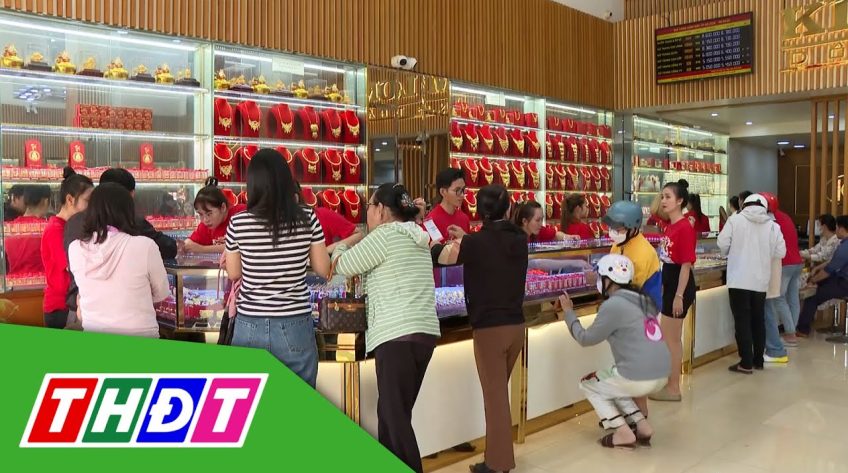 Thị trường ngày vía Thần Tài: Nhiều yếu tố bất ngờ