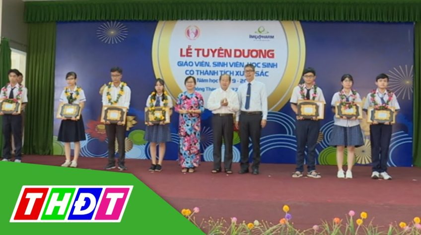Lễ tuyên dương giáo viên, sinh viên, học sinh năm học 2019–2020