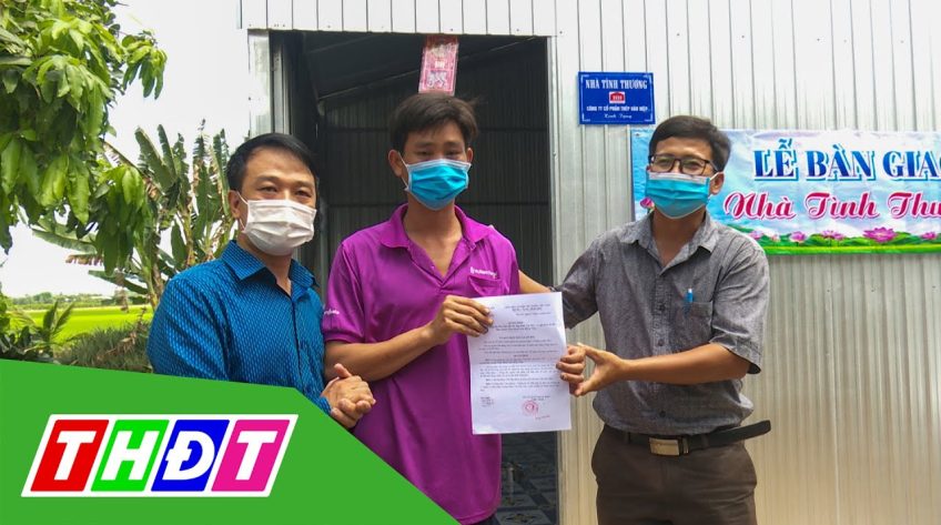 Đồng Tháp: Trao nhà từ chương trình 