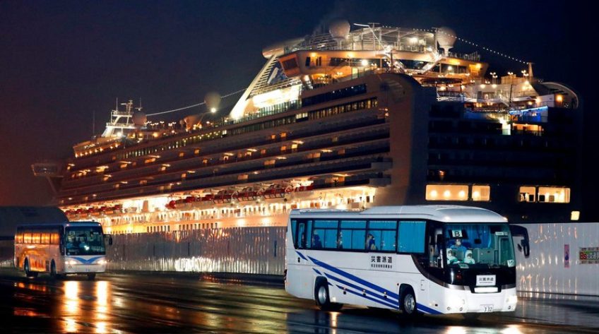 Cứ 1 giờ lại có 4-5 người trên du thuyền Diamond Princess nhiễm Covid-19