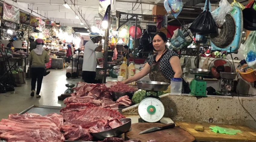 Thịt heo tăng giá mạnh người tiêu dùng lo lắng, tiểu thương bỏ quầy