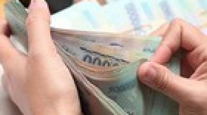 Tiền lương của cán bộ, công chức sẽ không tăng từ 1/7/2020