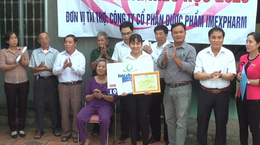 Gương sáng hiếu học - 15/12/2020: Em Trương Kim Thoa