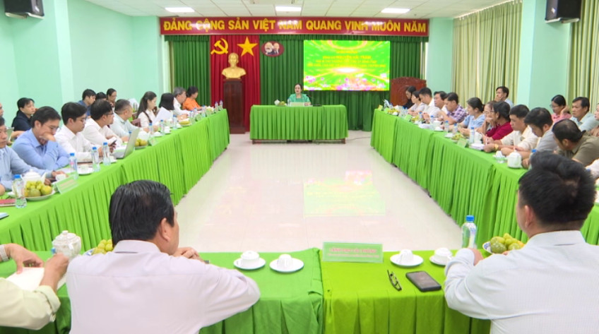 Lãnh đạo Tỉnh ủy làm việc với Báo và phát thanh truyền hình Đồng Tháp