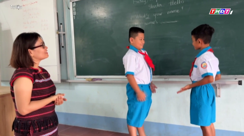 Báo động tình trạng thiếu giáo viên