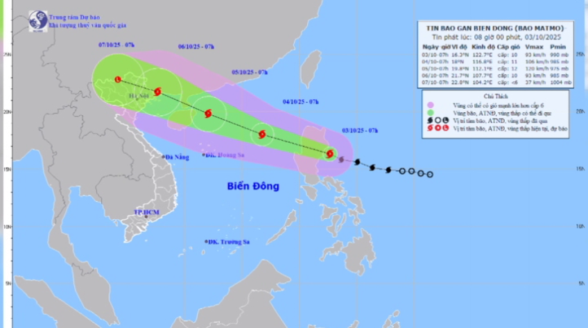 Bão Matmo sắp vào biển Đông