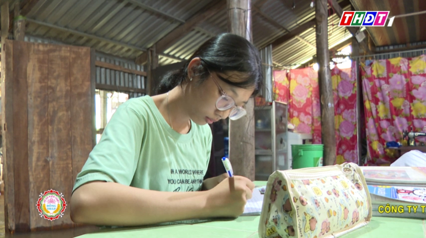 Thắp sắng ước mơ - 24/10/2025: Học sinh Lê Thái Hồng Thắm