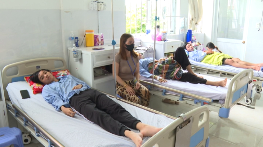 Sốt xuất huyết tăng đột biến, nhiều ca diễn biến nặng