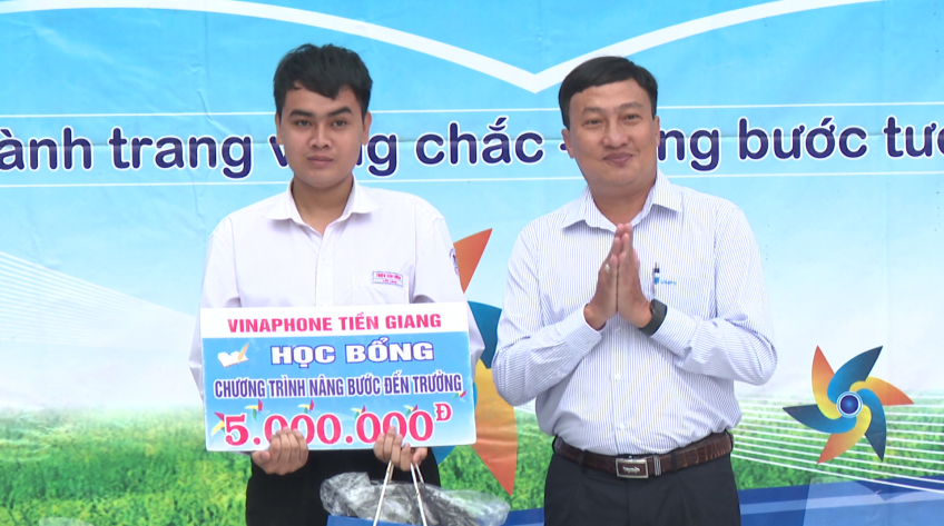 Hoàn cảnh em Triệu Văn Tường - Học sinh trường THPT Thống Linh, tỉnh Đồng Tháp