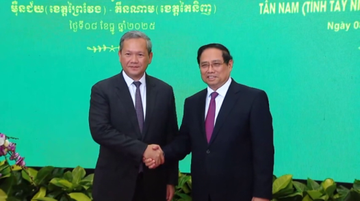 Khai trương cặp cửa khẩu quan trọng Việt Nam - Campuchia