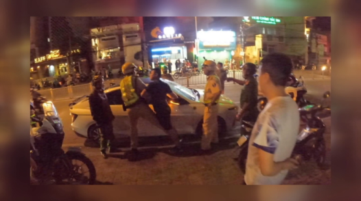 Hoán đổi tài xế để né đo nồng độ cồn, 2 người bị đề nghị truy tố