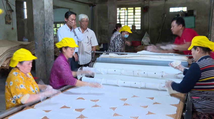 Giữ lửa bánh phồng sữa Cái Bè