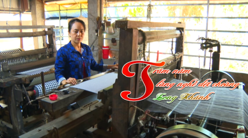 Trăm năm làng nghề dệt choàng Long Khánh