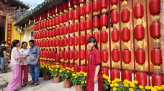 Người dân chi tiêu tiết kiệm trong dịp Tết Nguyên đán