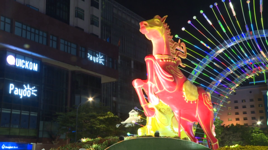 Giữ đại cảnh ngựa đường hoa Nguyễn Huệ thêm 1 tháng