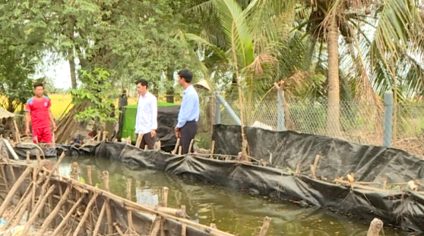 Người dân chủ động trữ nước ngọt trước mùa hạn mặn