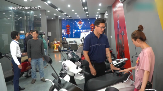 TP. HCM: Thị trường xe máy điện cháy hàng