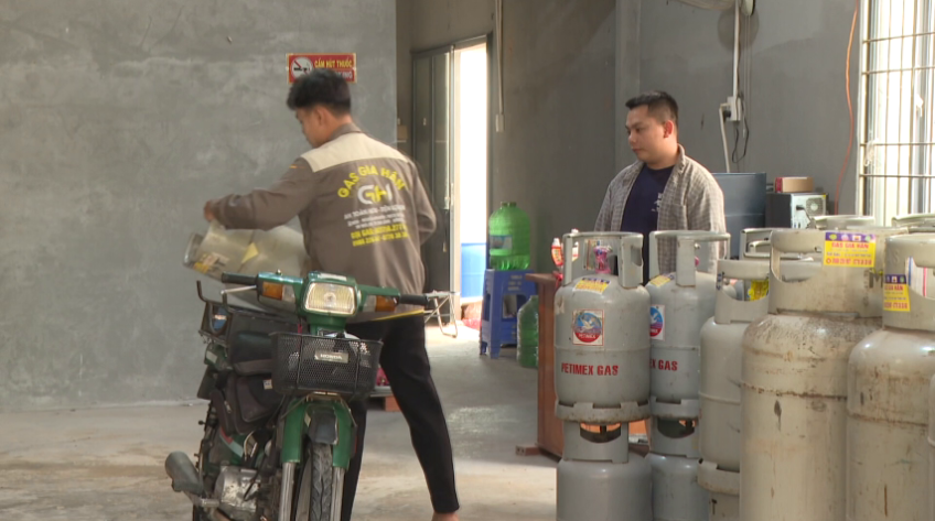 Giá gas tăng lần thứ tư trong tháng