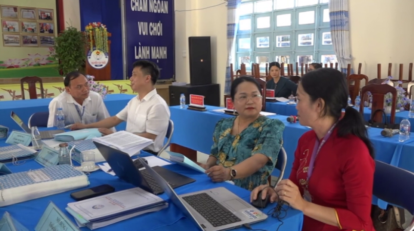 Bộ GD&ĐT kiểm tra nhiệm vụ giáo dục phổ thông tại Đồng Tháp