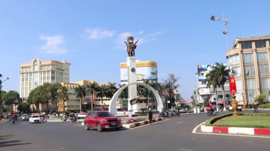 Đắk Lắk: Đề nghị tăng hỗ trợ cán bộ đi làm xa lên 7 triệu đồng/tháng