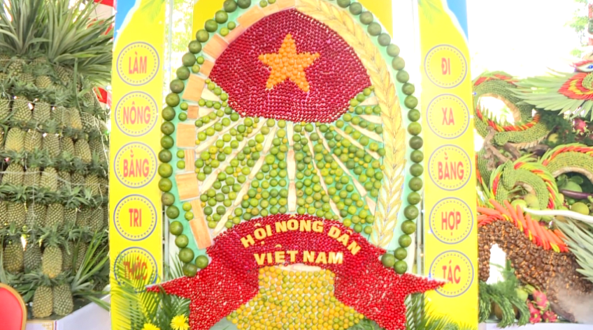 Khi trái cây kể chuyện tình đất, tình người