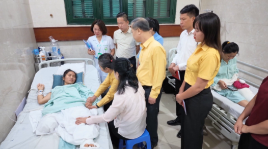 Hơn 2 tỷ đồng hỗ trợ cô giáo gặp tai nạn khi cứu cháu bé 2 tuổi
