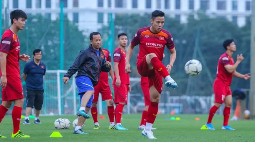 Tuyển Việt Nam - Malaysia: Xếp cửa trên mới khó đá